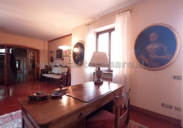 VILLA  - AMPIE METRATURE - PARCO PRIVATO 
