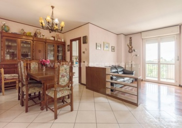 Busto Arsizio, Lombardia, 3 Stanze da Letto Stanze da Letto, 4 Stanze Stanze,2 BathroomsBathrooms,Appartamento,Vendita Usato,0,3283