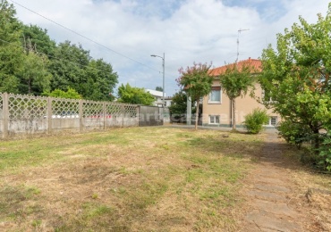 Villa Cortese, Lombardia 20035, 2 Stanze da Letto Stanze da Letto, 4 Stanze Stanze,2 BathroomsBathrooms,Villa,Venduto,0,3325