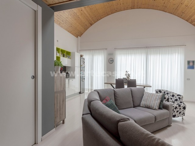 Saronno, Lombardia, 4 Stanze Stanze,2 BathroomsBathrooms,Loft,Venduto,0,3329
