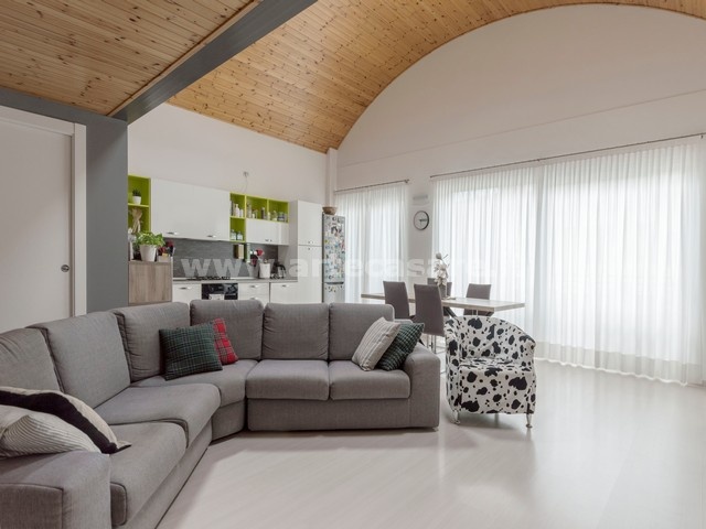 Saronno, Lombardia, 4 Stanze Stanze,2 BathroomsBathrooms,Loft,Venduto,0,3329