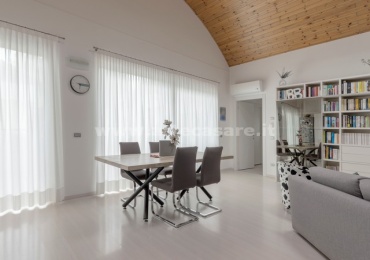 Saronno, Lombardia, 4 Stanze Stanze,2 BathroomsBathrooms,Loft,Venduto,0,3329
