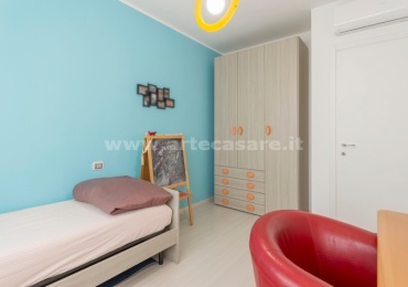 Saronno, Lombardia, 4 Stanze Stanze,2 BathroomsBathrooms,Loft,Venduto,0,3329