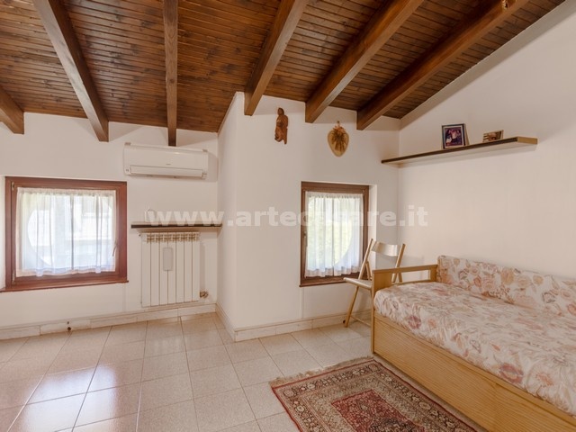 Olgiate Olona, Lombardia, 4 Camere Letto Camere Letto, 8 Stanze Stanze,4 BagniBagni,Villa,Vendita,3374