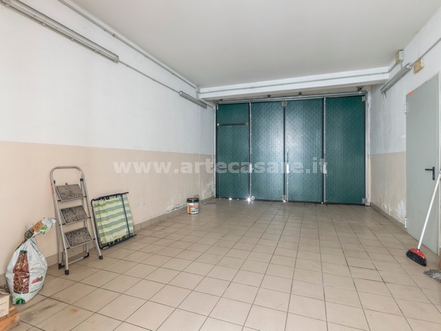 Besnate, Lombardia, 2 Stanze Stanze,5 BathroomsBathrooms,Capannone,Venduto,0,3451